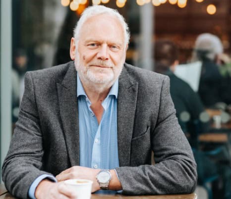 Simon Walland, McKenzie Friend and family court trainer, guest on Family Court Conversations with Everyman Justice